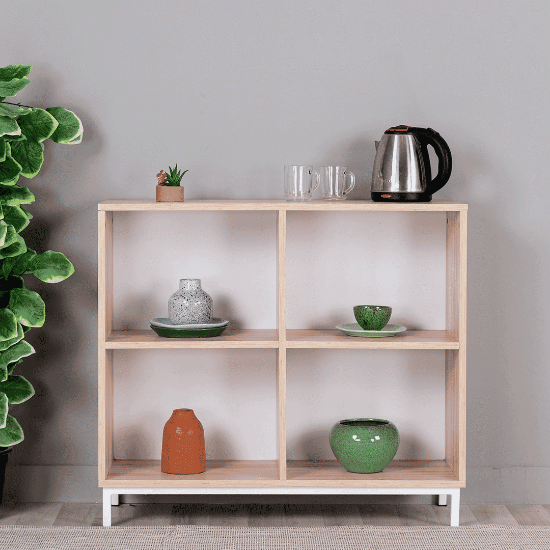 Lauro – Natural Wood Display Shelf with Compact 6-Cube Design
