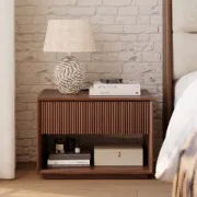 صورة .كليمونس – ترابيزه جانبية من الخشب الطبيعي